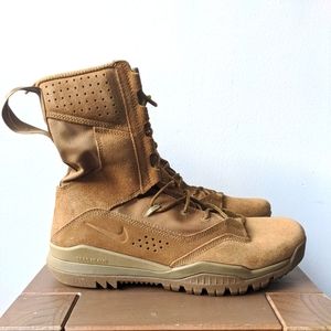 Nike SFB Field 2 Tactical Boots